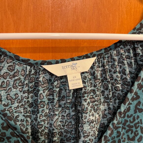 Terra & Sky Green Leopard Print Peasant Dress – Size 1X (16W–18W) - Picture 5 of 5